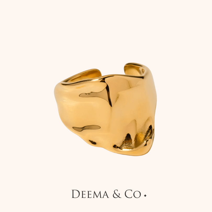 Hedda Gold Tappered Crushed Adjustable Ring